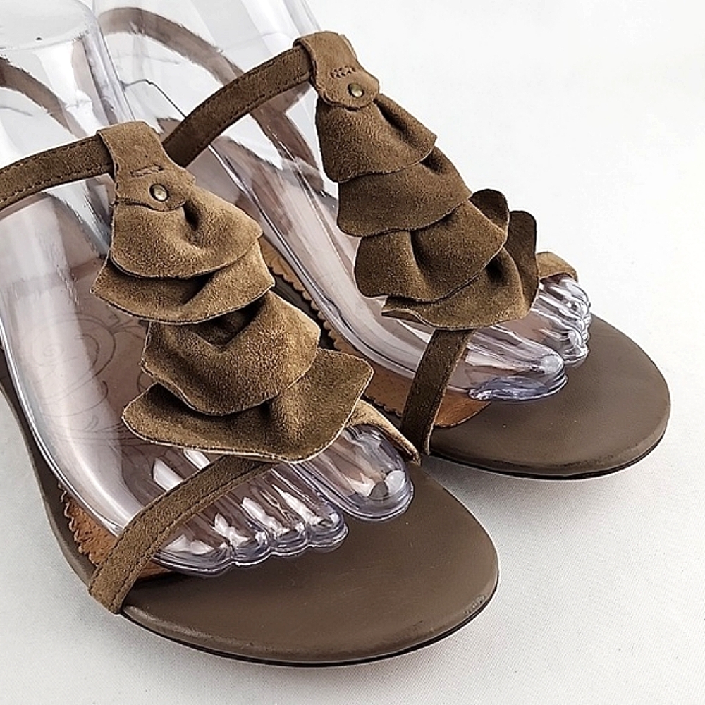 Indigo By Clarks Tan Suede Leather Slingback Strappy Sandals Low Heel Size 7M - Picture 5 of 16